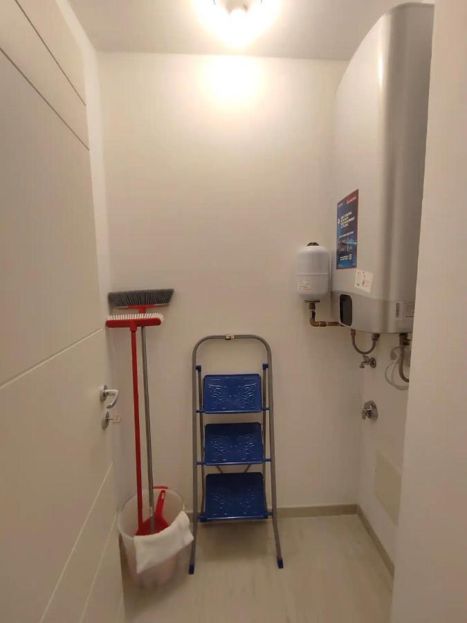 Appartamento Le Rondini C Intra Exteriör bild